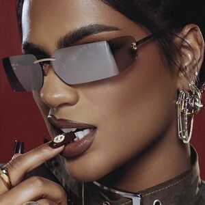 Dezi x Monet Moneybags Gold/Chrome